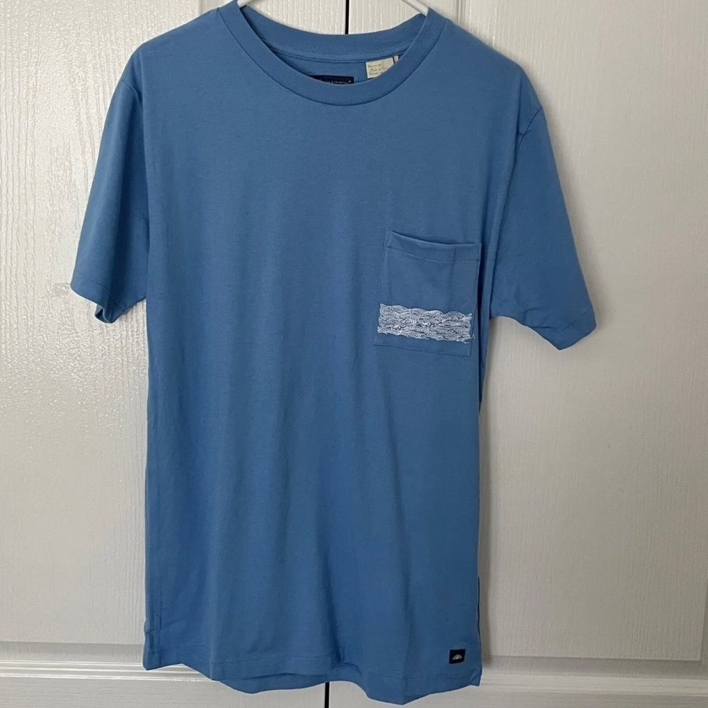 Levi’s Made & Crafted Blue T-Shirt With Embroidered Detail On Pocket Men’s Sz M